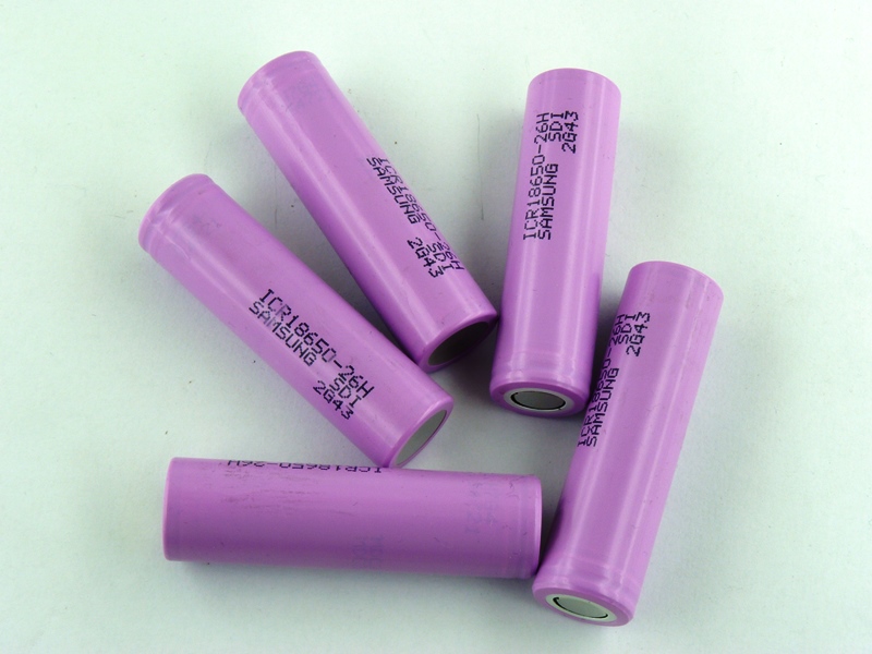 20170420-li-ion-batteries-800