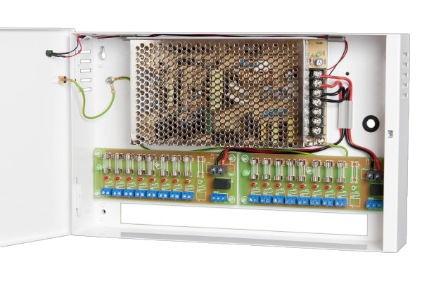 Питание для видеонаблюдения. Блок питания для камеры видеонаблюдения 12v на 16 камер. БП-12v 5a для видеонаблюдения. Блок питания для видеонаблюдения 12 вольт 16 камер. Блок питания для камеры видеонаблюдения 12v на 8 камер.
